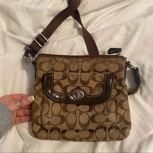 Brown/tan Michael kors crossbody purse